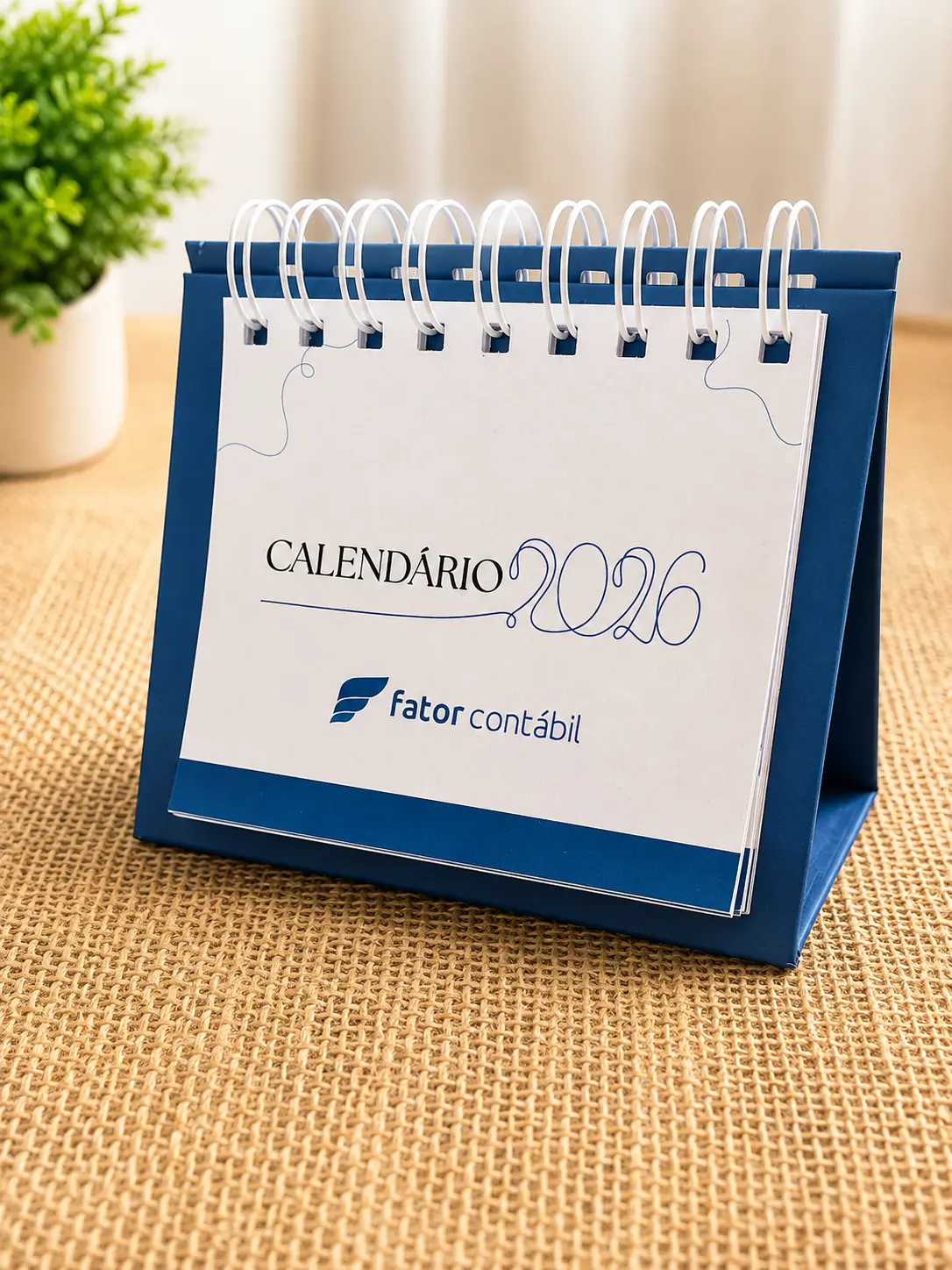 Calendário de mesa cartonado personalizado com a logo da empresa